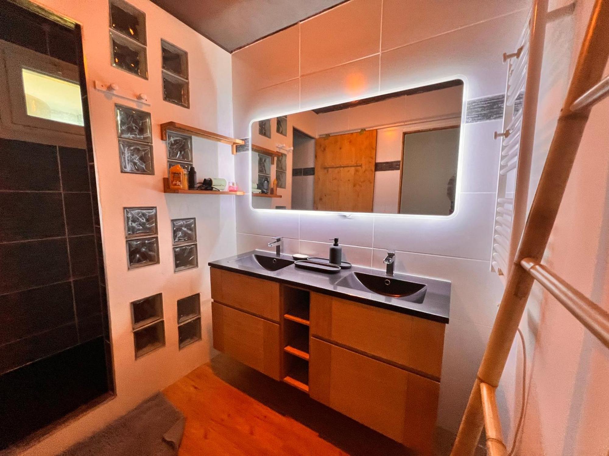 Appartement, 3 Chambres, Vue Panoramique, Parking, Acces Ville 브리뇰 외부 사진